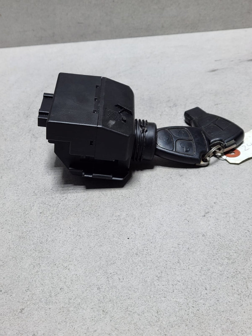 2009 Mercedes-Benz E320 Ignition Switch Module 2115452308 E-Class W211 CLS550