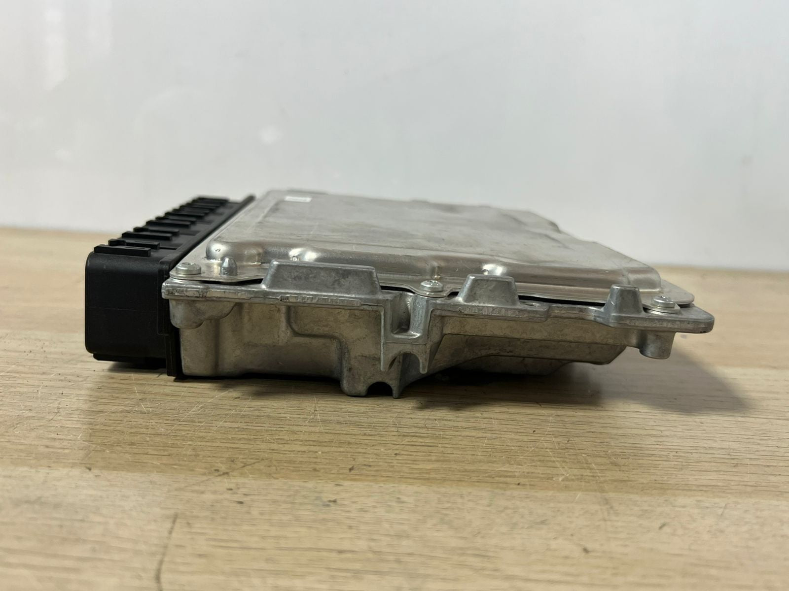 2018-2023 BMW X2 f39 Engine Control Unit 7824731 2 Series Grand Tourer F46 