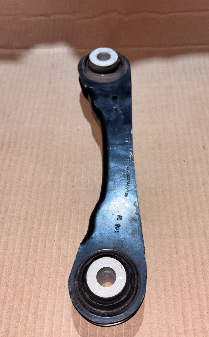 BMW 5 G30 7  G12 8  G14 FRONT GUIDE ROD RIGHT 6867538 OEM