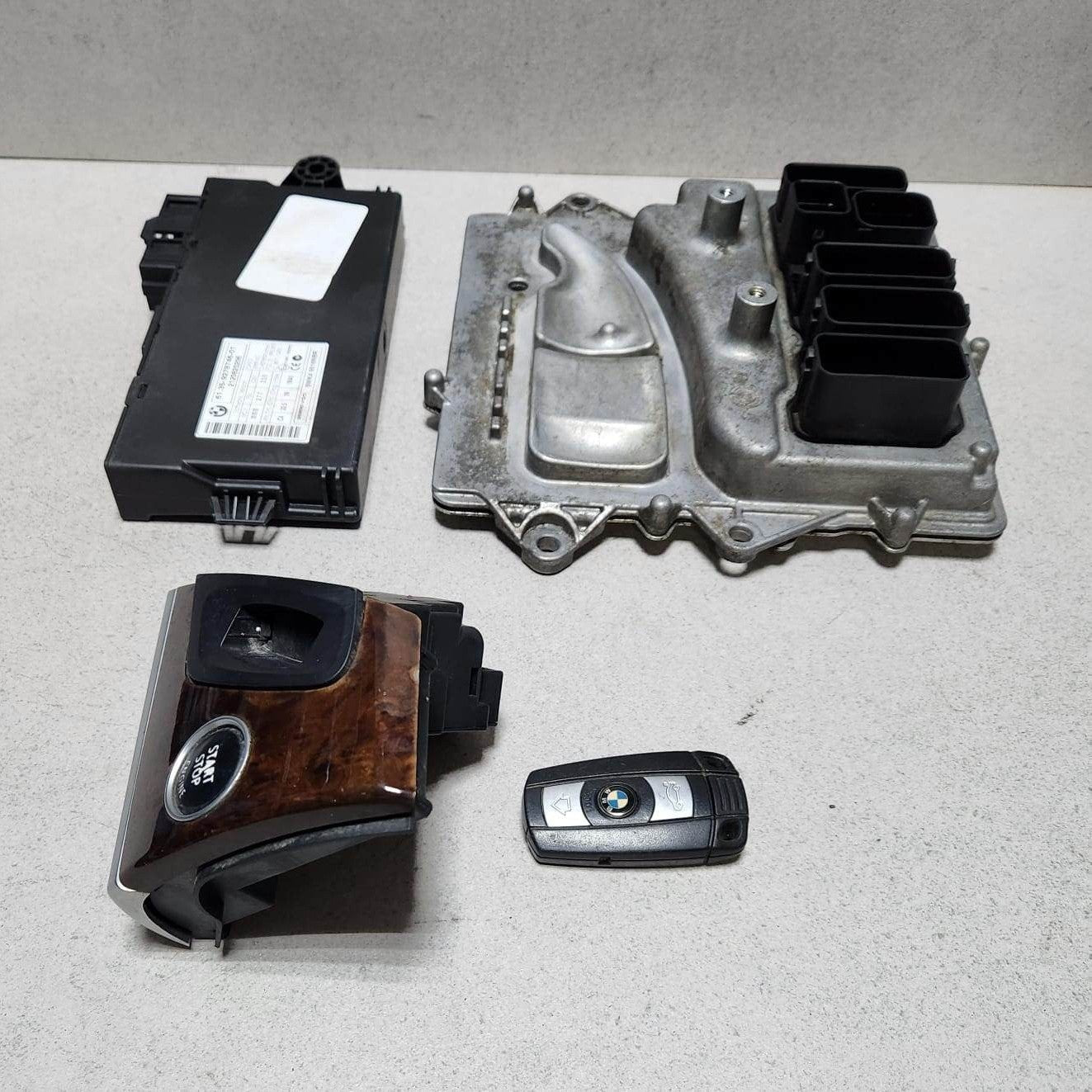 2012-2014 BMW X5 E70 3.5i Engine Control Module 7639422 E70 N55 ECU SET