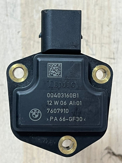 2006-2011 BMW 323i Oil Level Sensor 7607910 323i, 325i, E82 E90 