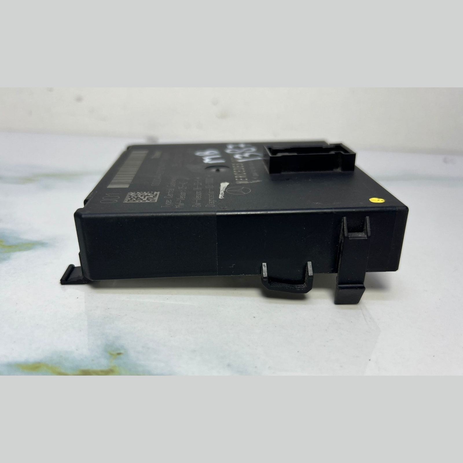 07-14 Mercedes-Benz S550 Central Gateway Control Module A2215402762 W221 W216 CL