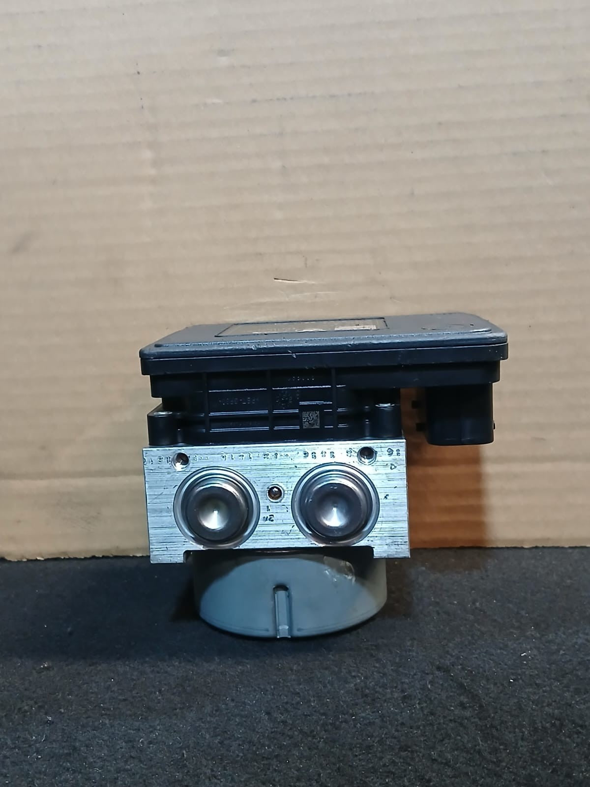 BMW F30 3 Series Anti-Lock ABS Brake Pump Module Assembly Unit 6869726