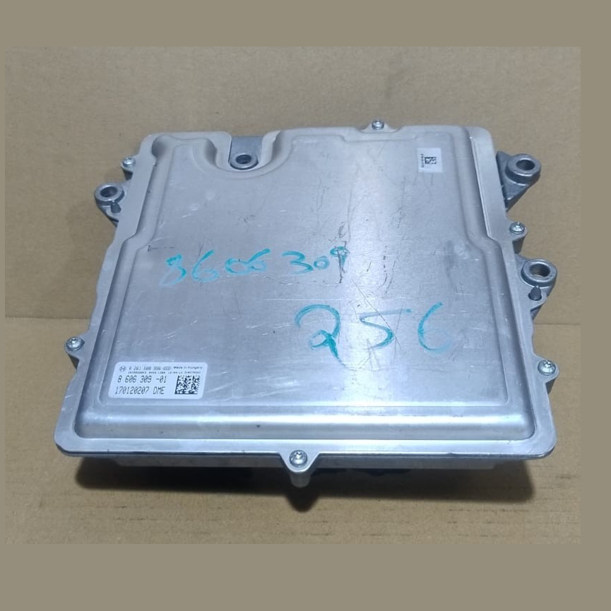OE BMW F06 F20 F30 F25 X3 ENGINE CONTROL UNIT ENGINE CONTROLLER DME 8606309