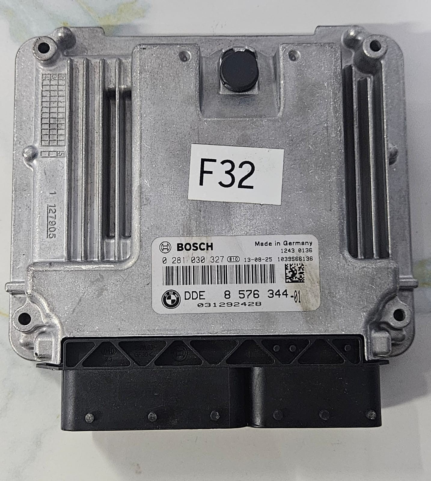 BMW F32 420d ECU Engine Control Unit Module 8576344
