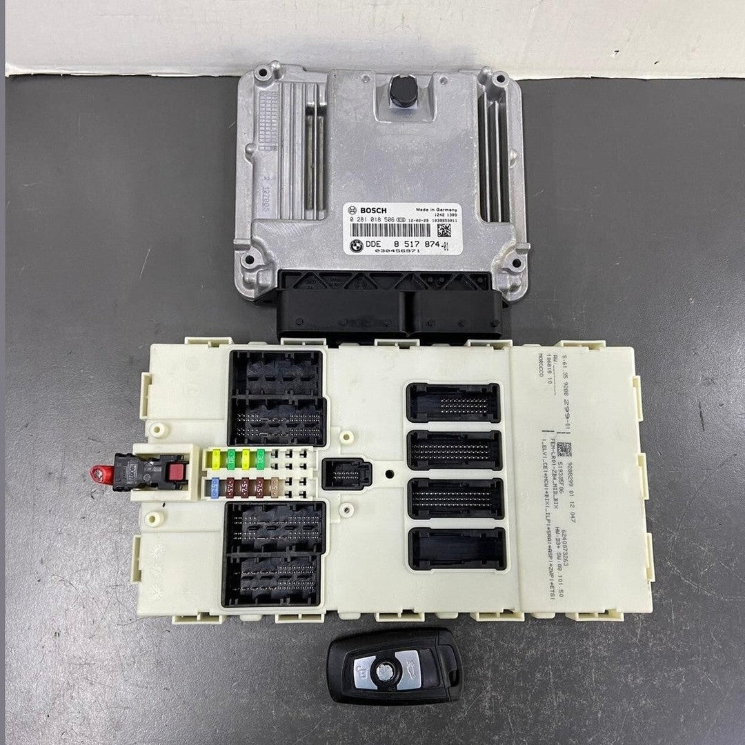 OEM BMW F30 N47N Engine Control Unit ECU SET DDE 8517874 FEM+KEY