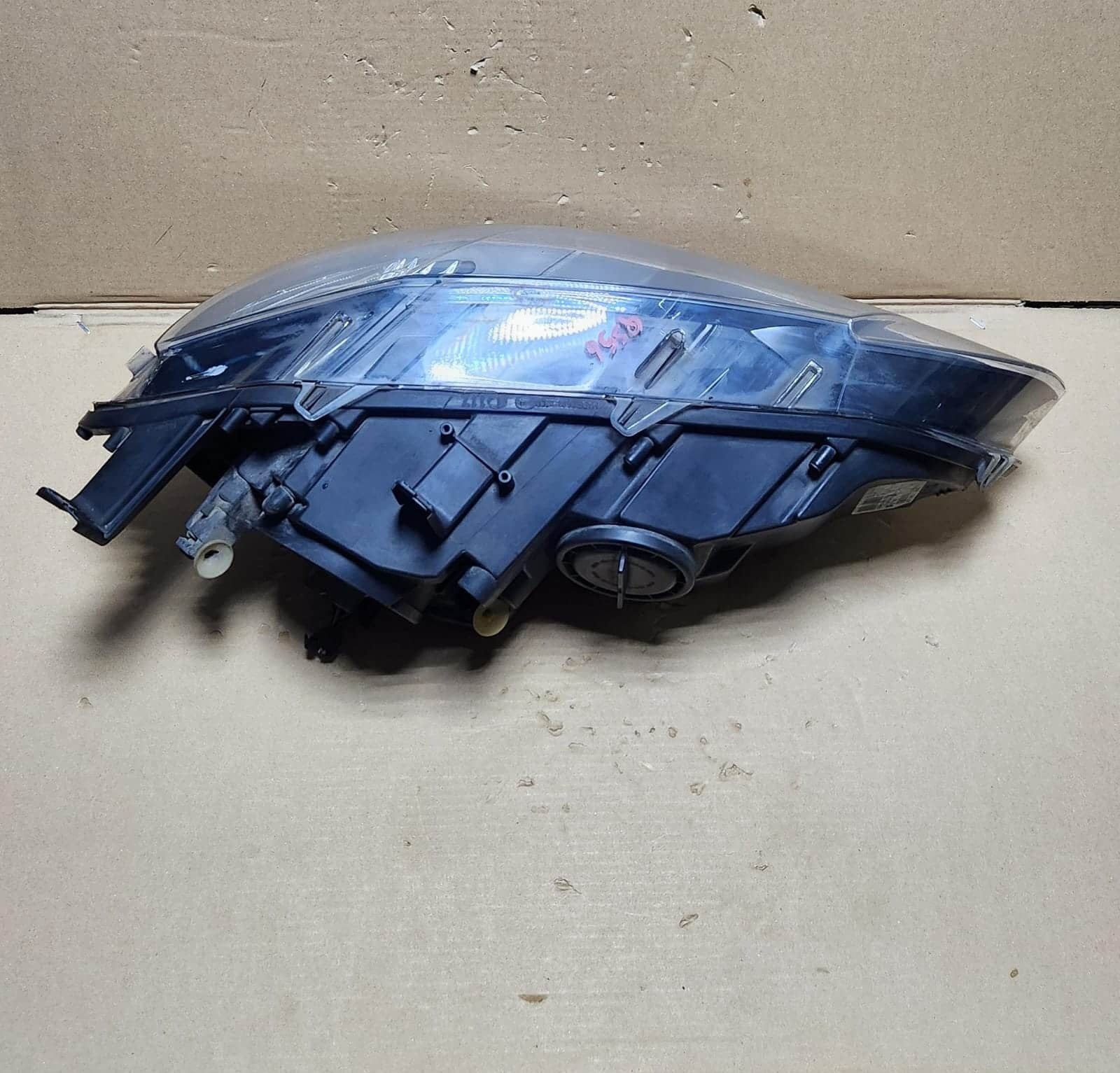 2008-2014 BMW X6 Left Headlight 7271359 X6 E71 XENON ECE