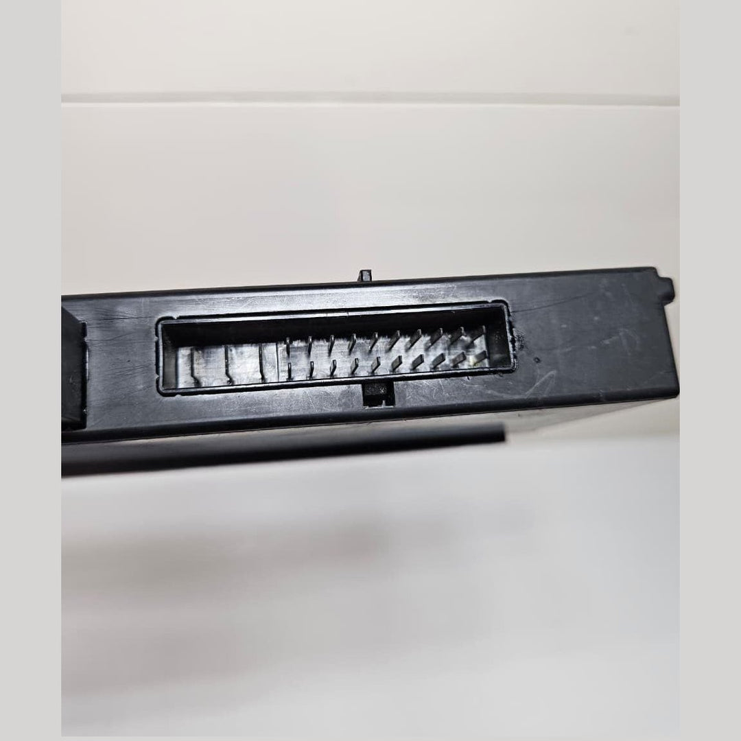 2012-2018 BMW 640i 750Li 740Li Junction Box Control Module 9267465 OEM