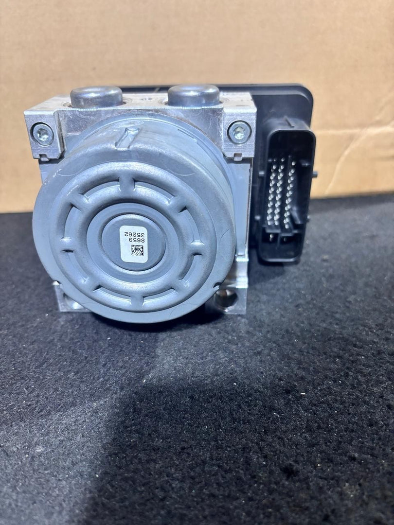 OEM BMW F30 F31 F32 F33 ABS PUMP MODULE Control Unit Hydraulic Blocks 6887743