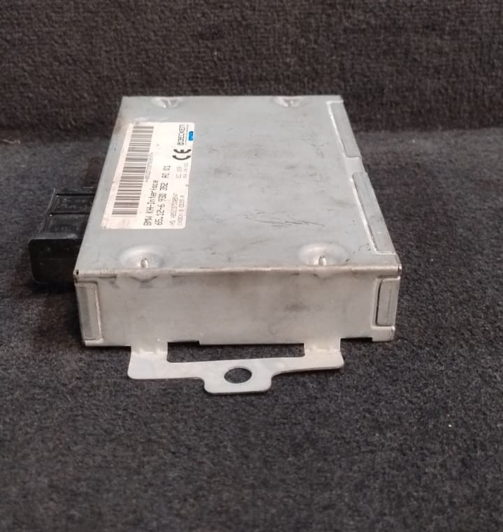 BMW E65 / E66 REAR ENTERTAINMENT HEADSET  MODULE (K/H INTERFACE) 6930352