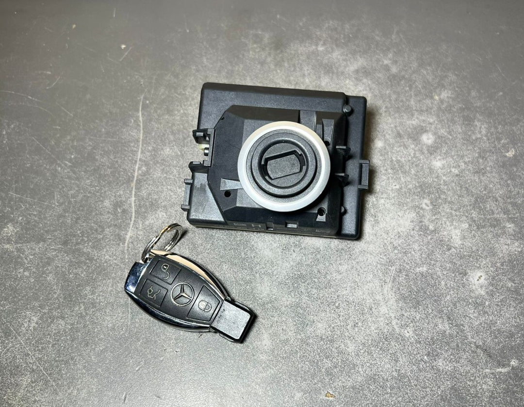 14-20 Mercedes W205 C-Class Ignition Switch Module Unit W/key A205 9003419 OEM