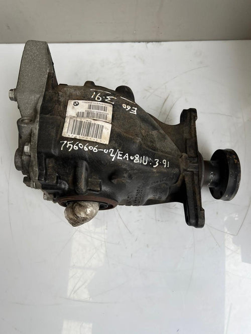 2004-2010 BMW 5' E60 E61 525i 6' E63 E64 630i Rear Differential 7560606 - 3.91