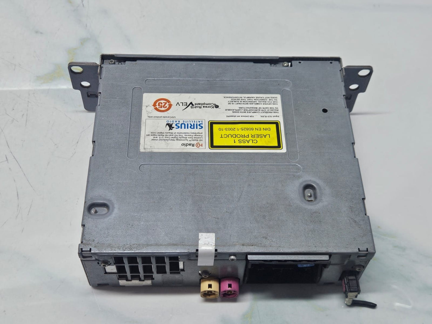 10-12 OEM BMW 5 F10 F11 HU CIC MID BUSINESS CD PLAYER SYSTEM CONTROLLER 9237202