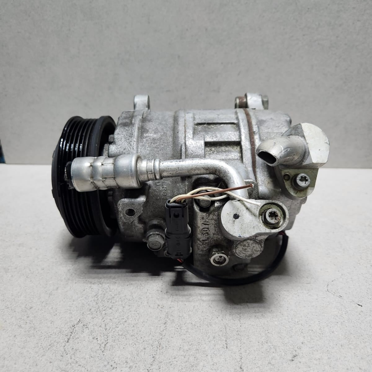 2015-2018 BMW X3 Air Conditioning Compressor 9216467 X3 F25