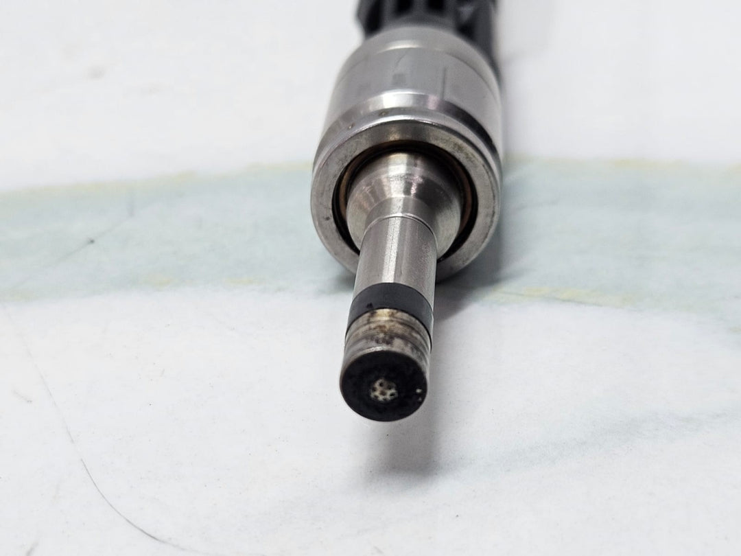 2011-2015 BMW 135i, 335i, 535i, 640i, 740i, X5 N20 N55 Fuel Injector 7597870 OEM