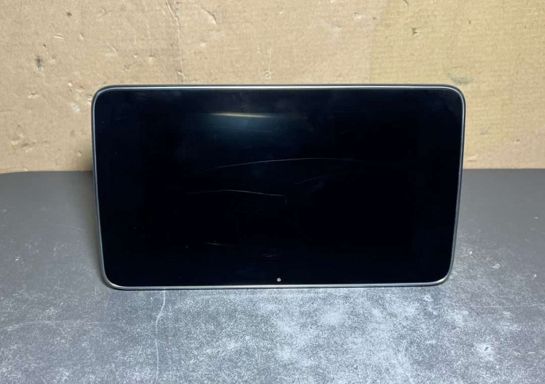 14-18 Mercedes-Benz W205 GLC Navigation Display Screen Monitor A205 9002211