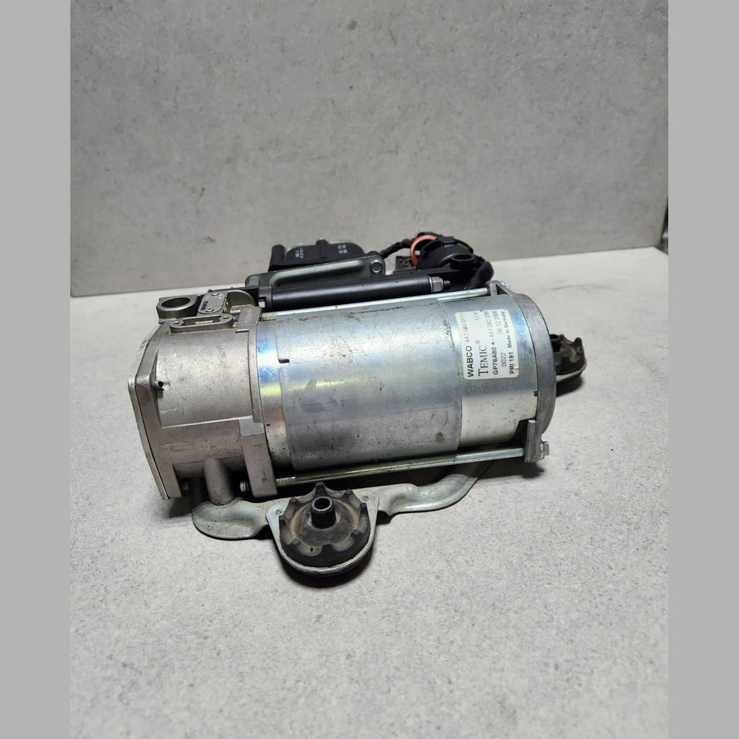 2000-2008 BMW X5 Air Suspension Compressor Pump GP76A60 X5 E53 E65 E66 and 760i