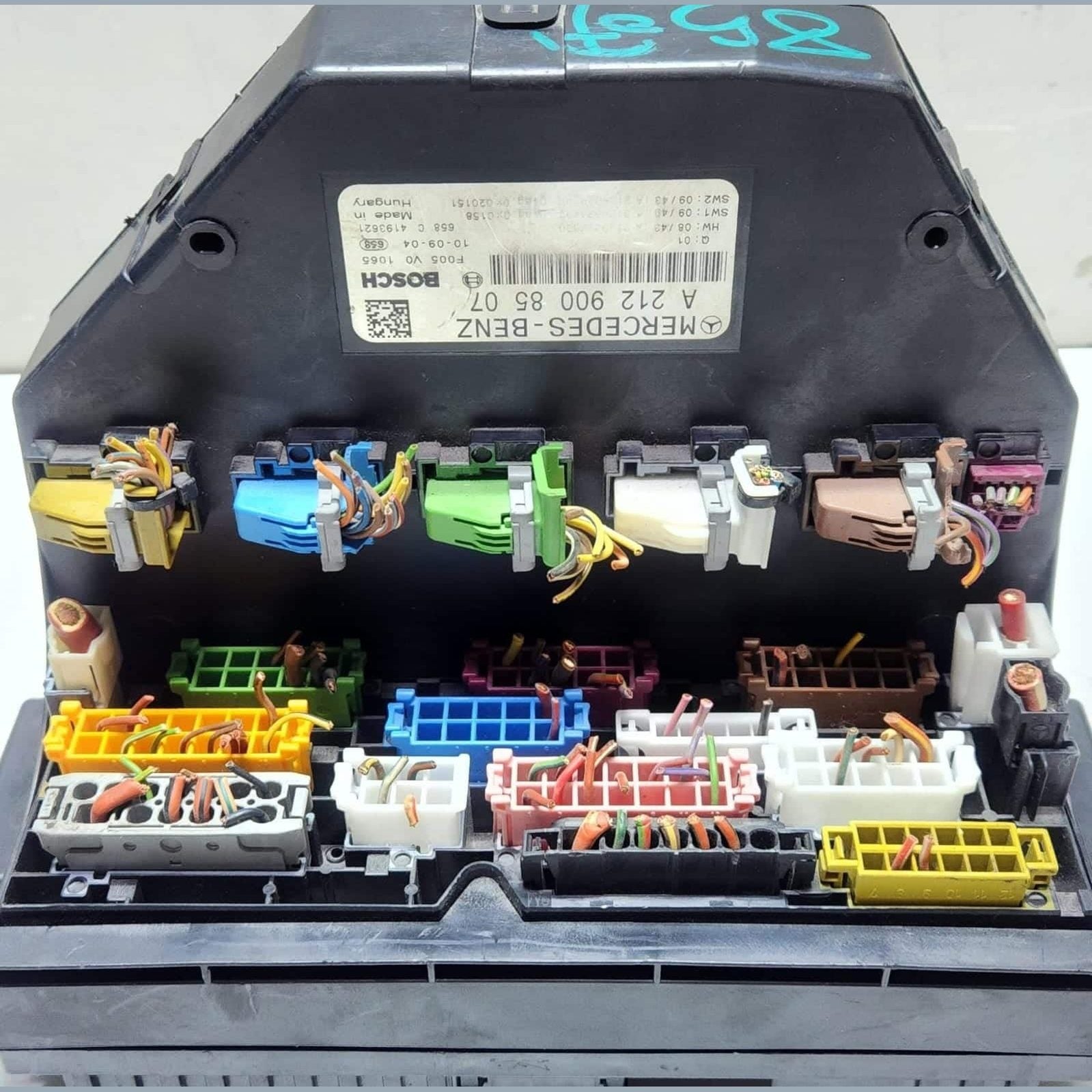 2009-2013 Mercedes-Benz E350 SAM Control Unit Fuse Box A2129008507 W212 OEM