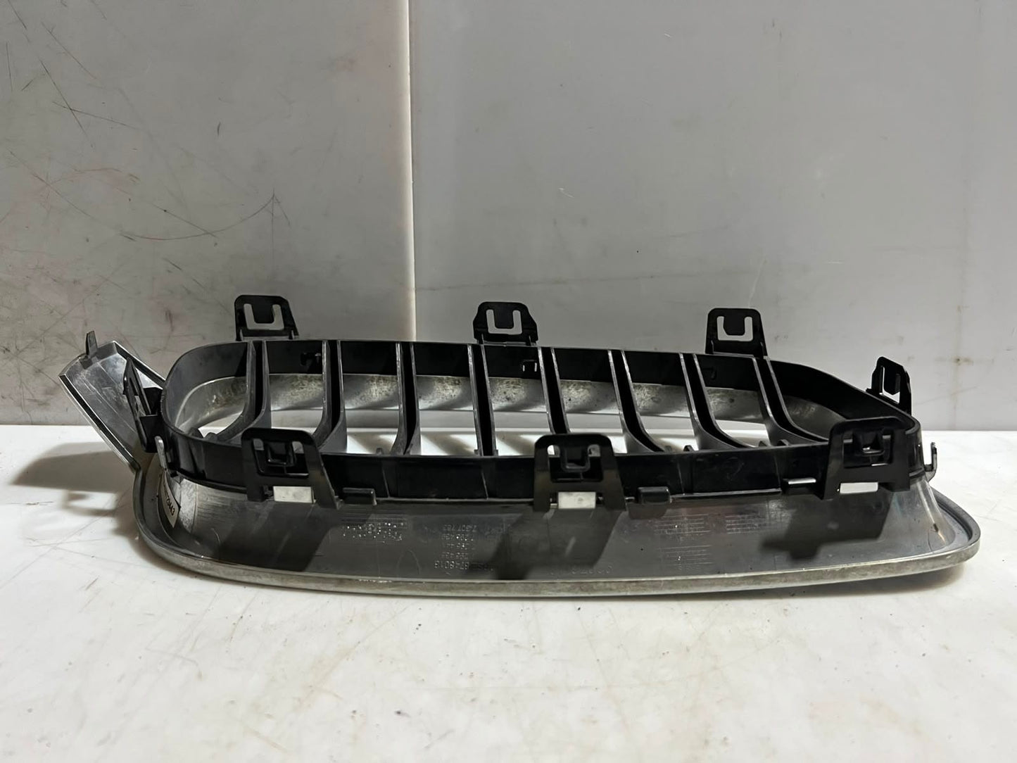 BMW 3 Series F80 F30 F31 F32 F35 Left Chrome BUMPER Kidney Grille 7295441 OEM