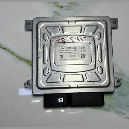 Mercedes-Benz Engine Control Unit A 282 900 32 00
