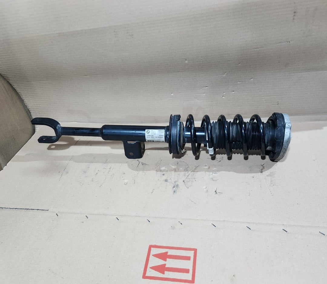 2017-2023 BMW 530i Front Left Shock Absorber 6866591 5 Series G30 530i and 540i