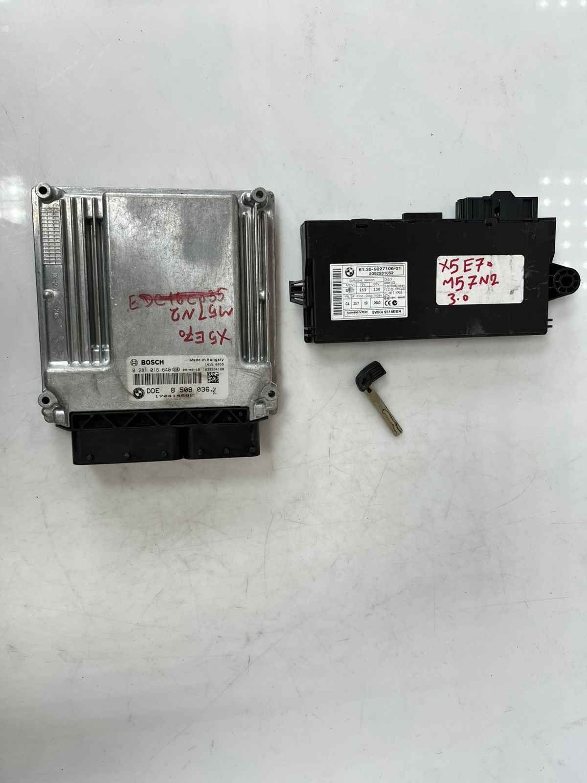 BMW X5 E70 M57N2 3.0 ENGINE CONTROL UNIT ECU SET DDE + CAS3 + 1KEY 8509036