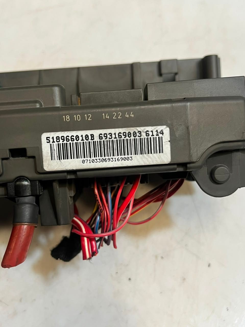 2006-2010 BMW X5 E70 and X6 E71 Fuse Box MODULE 6931690 OEM