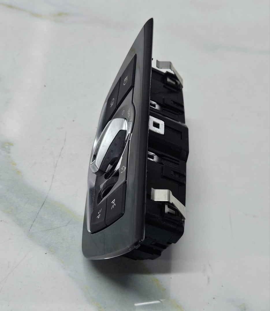 BMW 5 Series G30 G31 F90 Headlight Switch 6841883 OEM