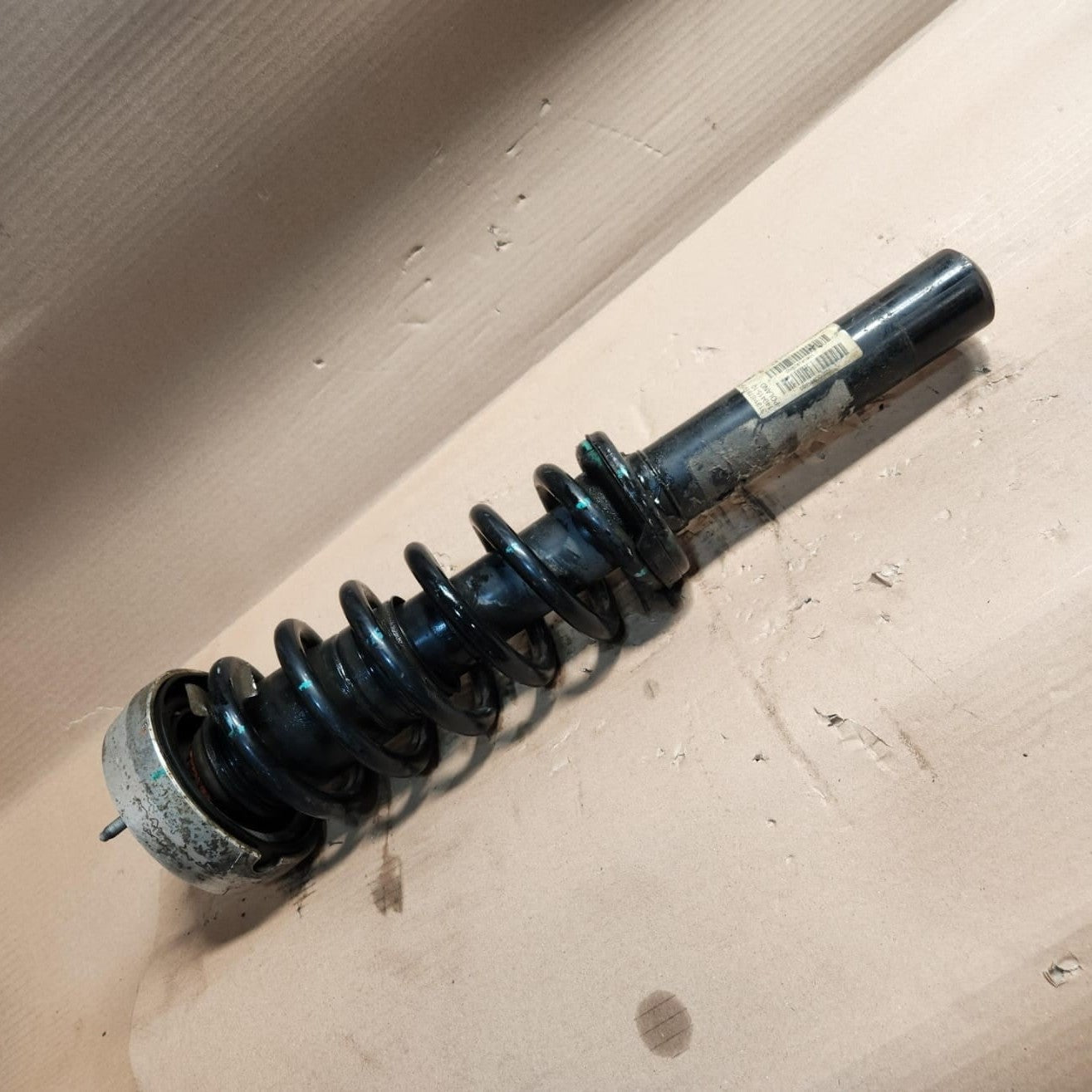 2007-2010 BMW X5 Shock Absorber 6781919 X5 E70 3.0si models