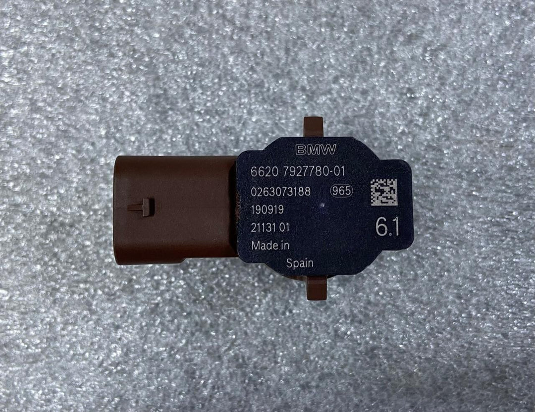 OEM BMW F40 G11 G12 G0I Parking sensor Bosch 6.1 Mediterranean blue 7927780 New