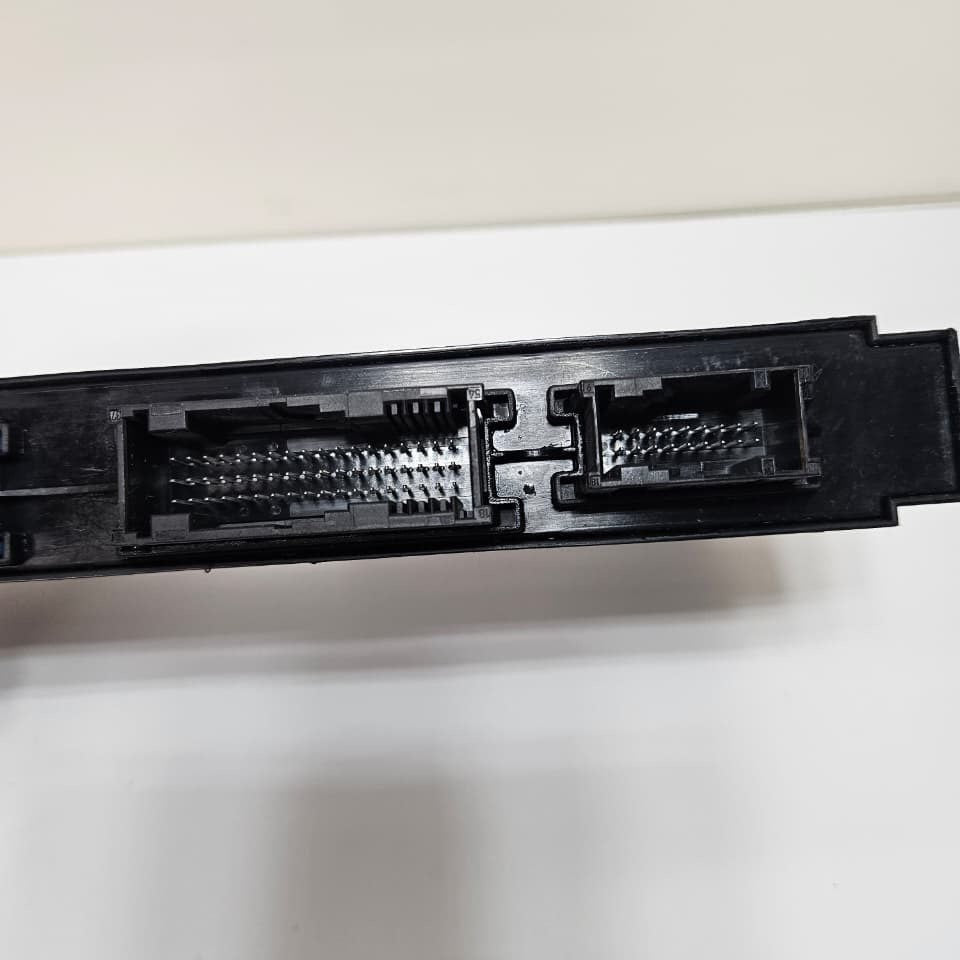 2011-2016 BMW M6 F12 F06 Body Control Module V12 9267460 OEM