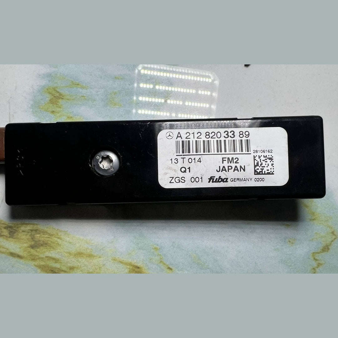 Mercedes Antenna Amplifier A2128203389 E-Class W212 and CLS-Class W218