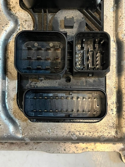 2012-2018 BMW 3 Series 320i Engine Control Unit ECU ONLY SET DME 8606306 OEM