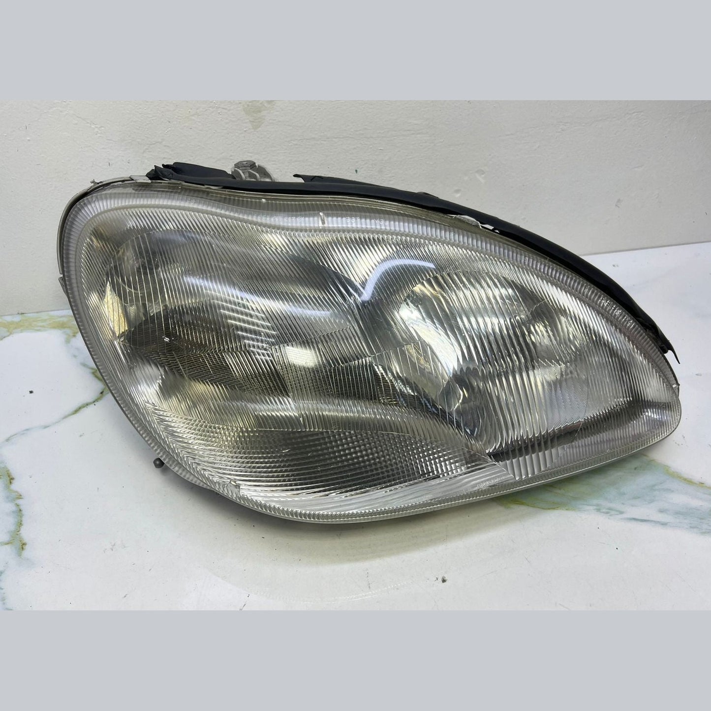 2000-02 Mercedes W220 S-Class Front Right Side Head light Headlamp A220 8200661