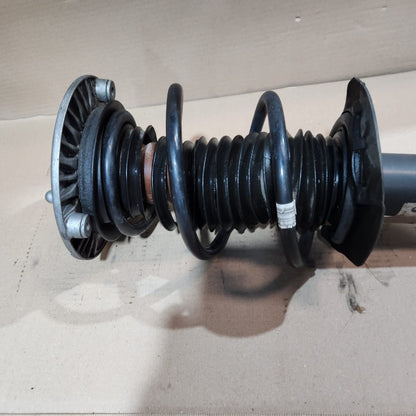 2012-2016 BMW 328i Front Shock Absorber With Coil Spring 6791579 F30 F31