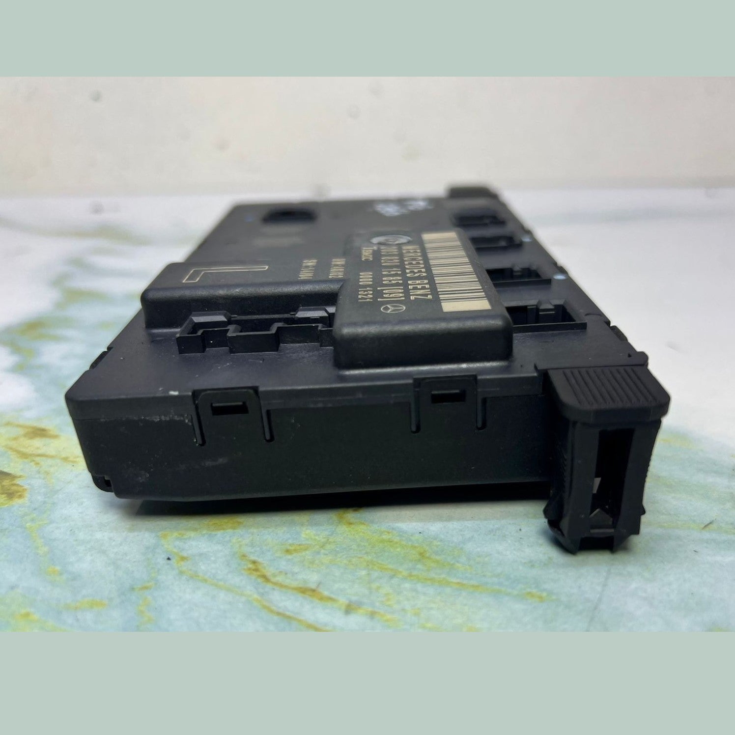 Genuine 02-07 Mercedes-Benz C230 Front Left Door Control Module 2038201585 W203 
