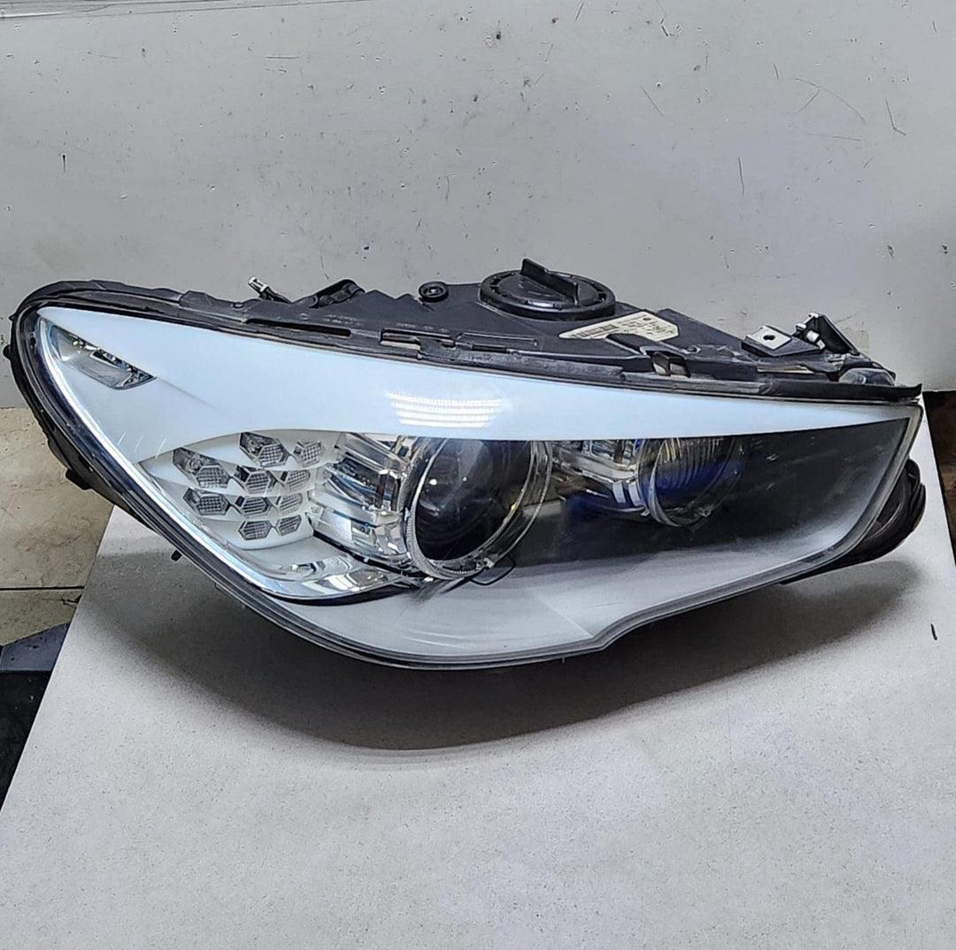 BMW 2010-2013 535GT Adaptive Xenon Headlight Right 7199616 F07 GT