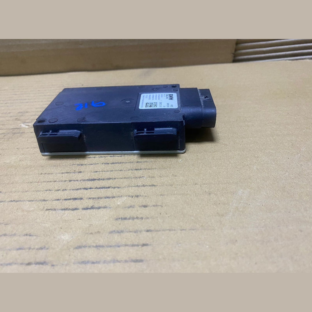 2016 BMW 750Li Blind Spot Radar Control Module 6881203 5 Ser G30 and 7 Ser G11 G