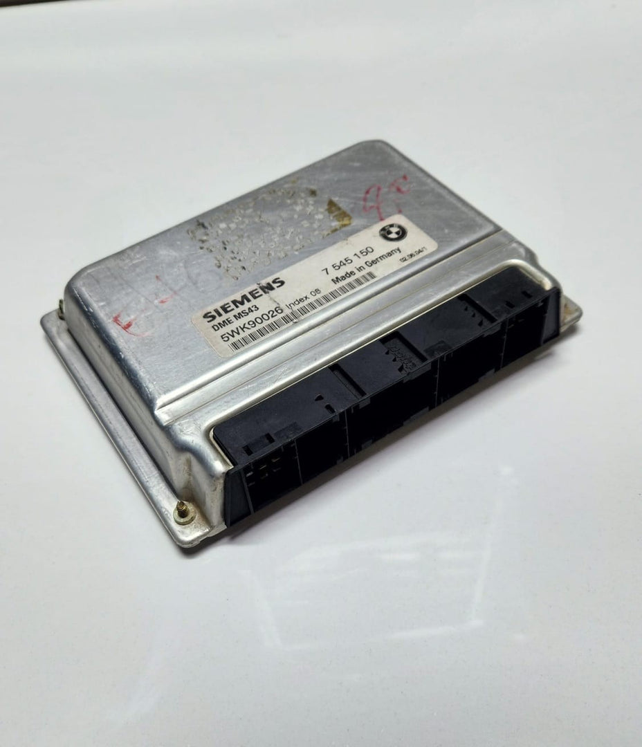 2003-2005 BMW 530i Engine Computer Module 7545150 530i and 3 Series 320i OEM