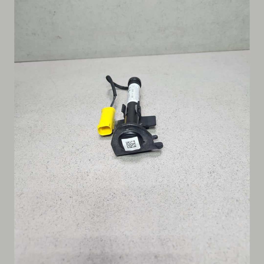 2017-2025 BMW X3 G01 Hood Bonnet Hinge Actuator Pedestrian Protection 7397495