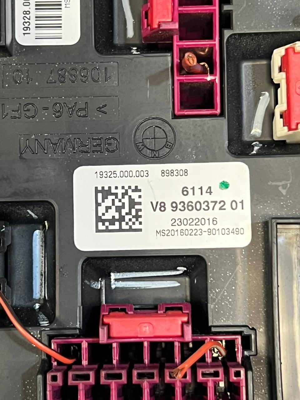 2015-2019 BMW X5 F15 F20 F21 F22 F30 FUSE Rear Power Distribution Box 9360372
