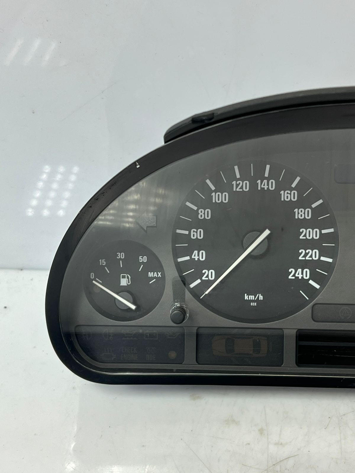BMW 5 Series E39 Speedometer Instrument Cluster Revolution Counter 8372354 OEM