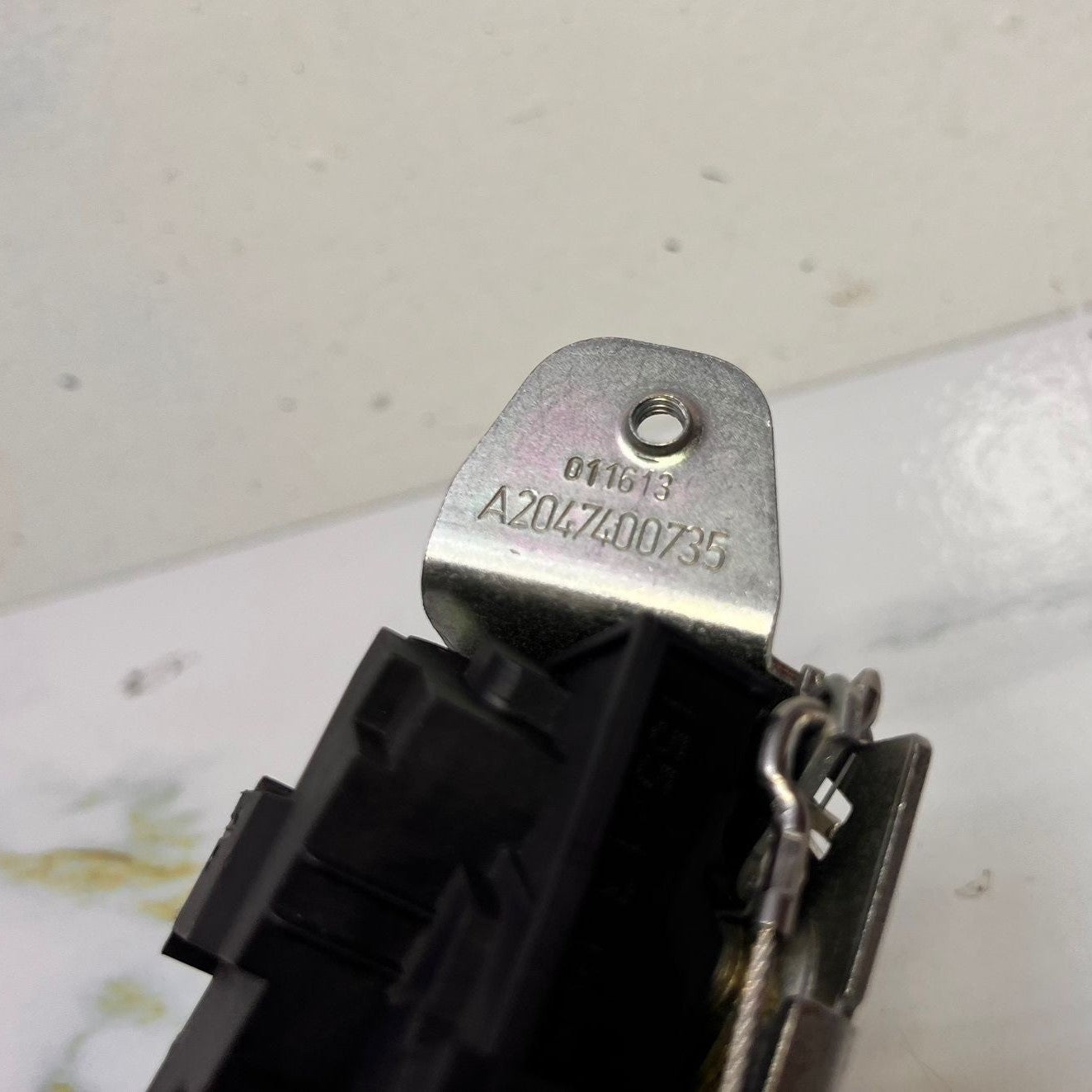 2012-2018 Mercedes-Benz CLS550 Trunk Lid Latch Lock Actuator A 204 750 0060 W212