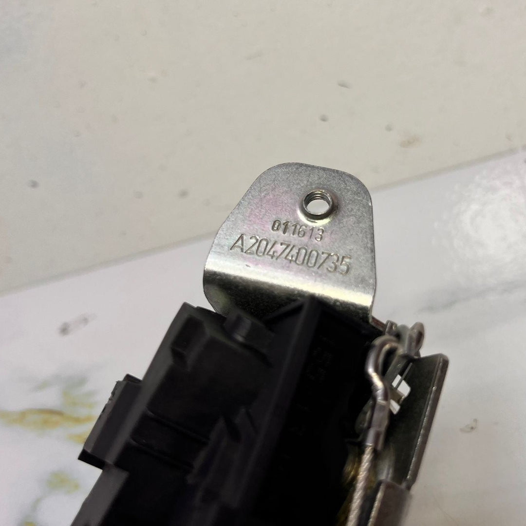 2012-2018 Mercedes-Benz CLS550 Trunk Lid Latch Lock Actuator A 204 750 0060 W212