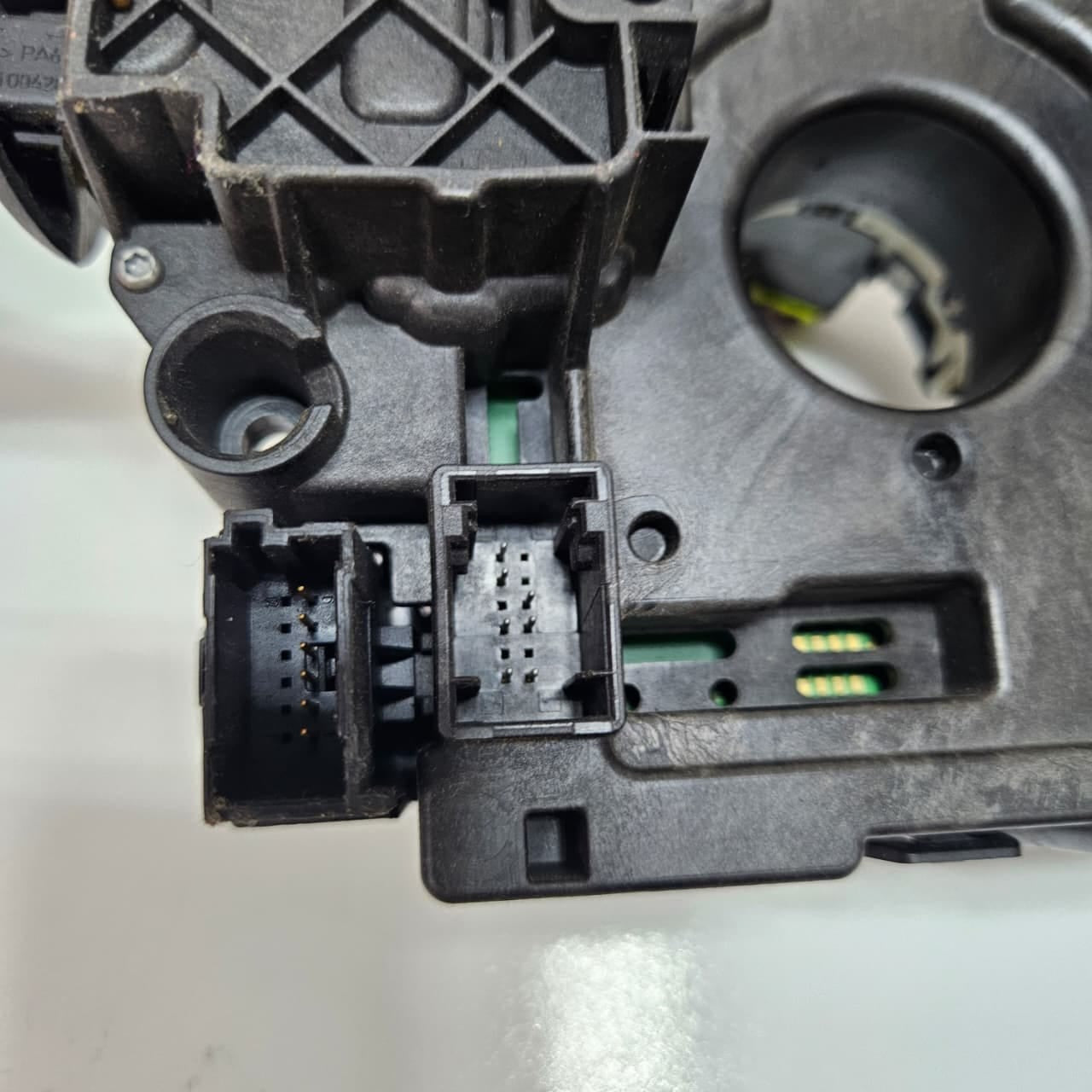 2014-2016 BMW  328D, 328i, X3 Steering Column Switch 9242282-02