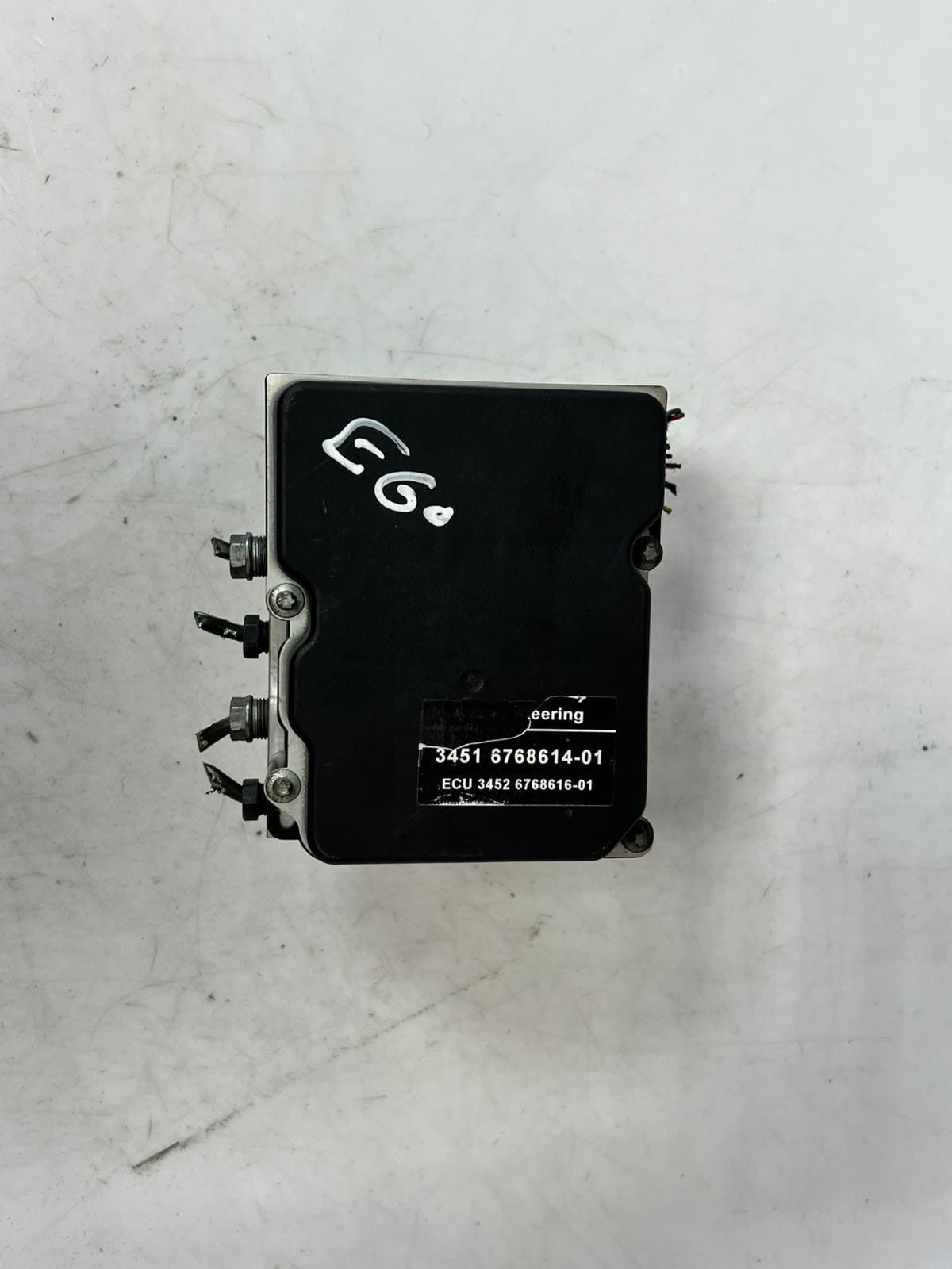 2004-2006 GENIUNE BMW 525i E60 E61 ABS Brake Pump Module 6768614 OEM