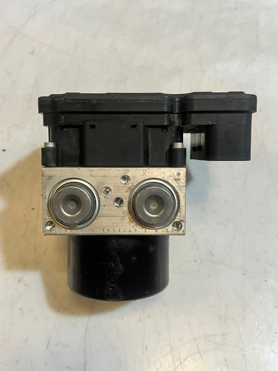 2009-2013 BMW 3 SERIES E91 E90 E92 LCI 128i ABS/DSC Pump Module 6790147 OEM