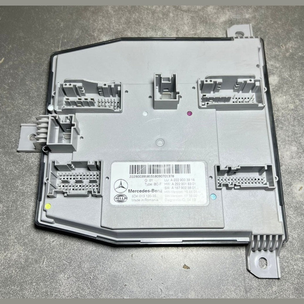 Mercedes W222 Front SAM Module Control Unit Signal Acquisition A222 9003918 OEM