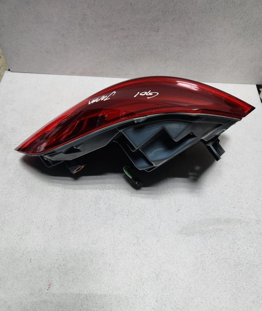 2017-2019 BMW X3 Outer Tail Light 7408738 X3 G01  USA version