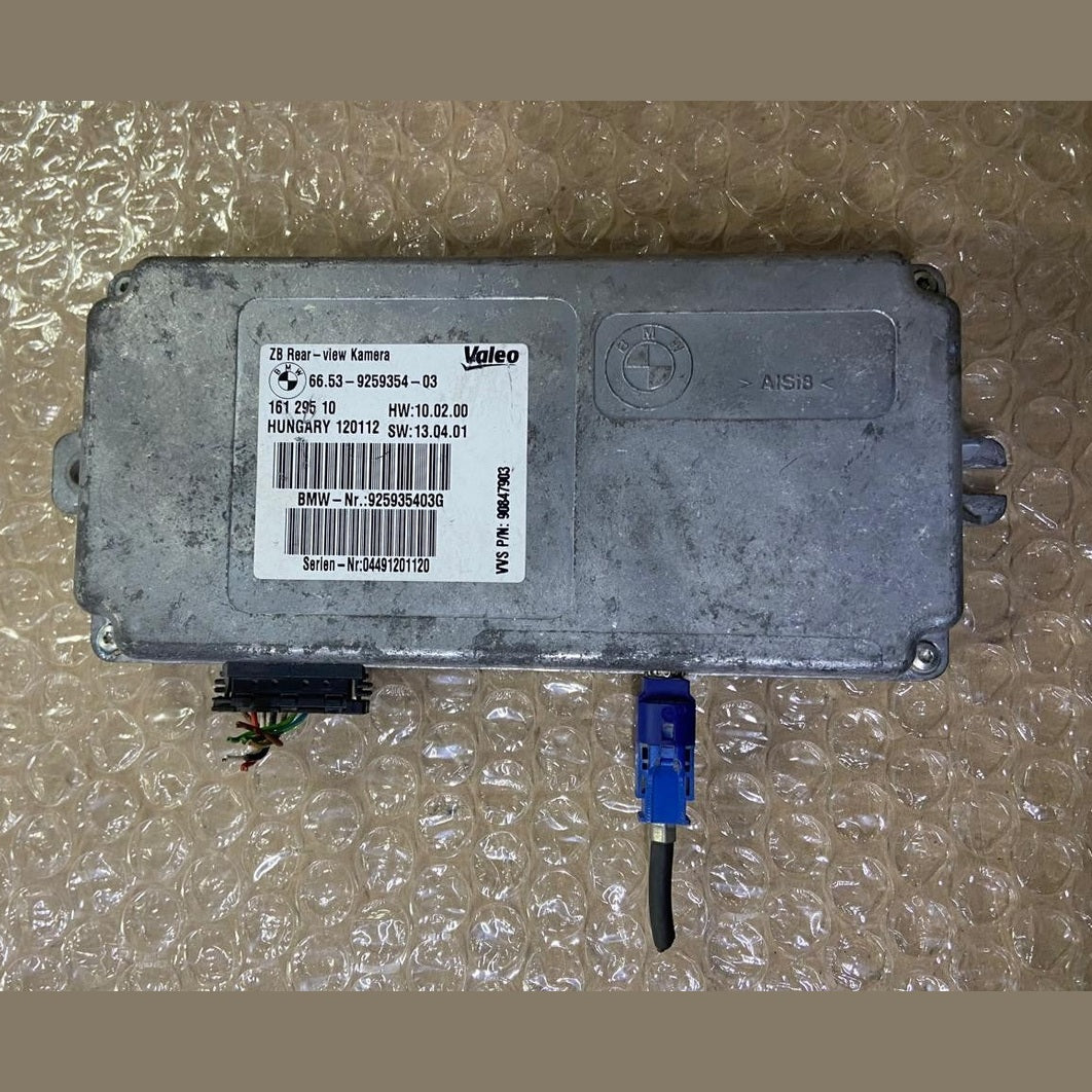 OEM BMW F10 5-SERIES 550i 2012 REAR VIEW BACK UP CAMERA CONTROL MODULE 9259354